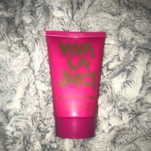 Juicy Couture Viva la Juicy lotion